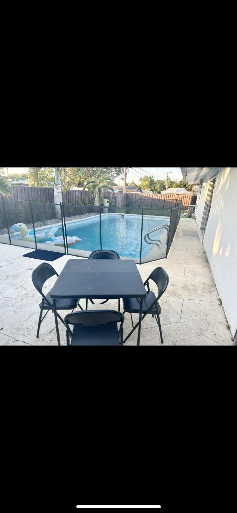 Spacious Home Cutler Bay Pool Exterior photo